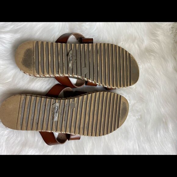 JellyPop Lanza brown straps slip on sandals size 9.5. - Picture 7 of 8